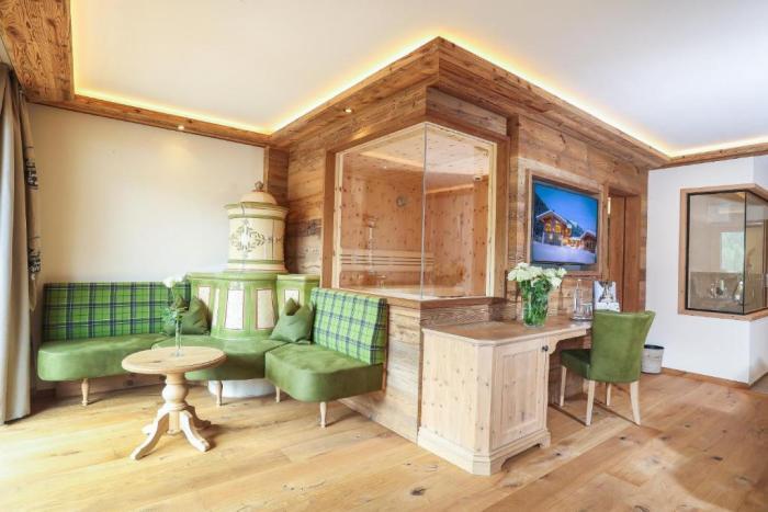 Verwoehnhotel Kristall بيرتيساو الغرفة الصورة