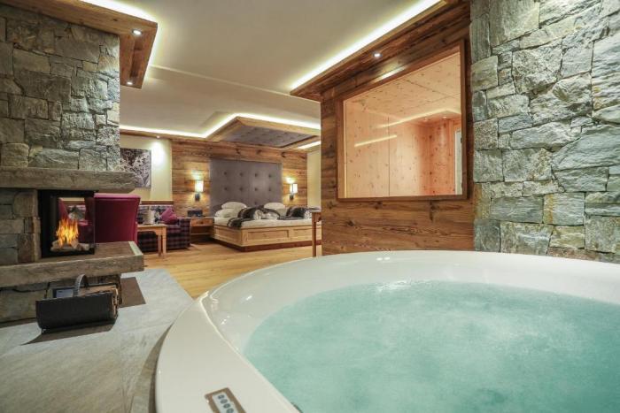 Verwoehnhotel Kristall بيرتيساو الغرفة الصورة